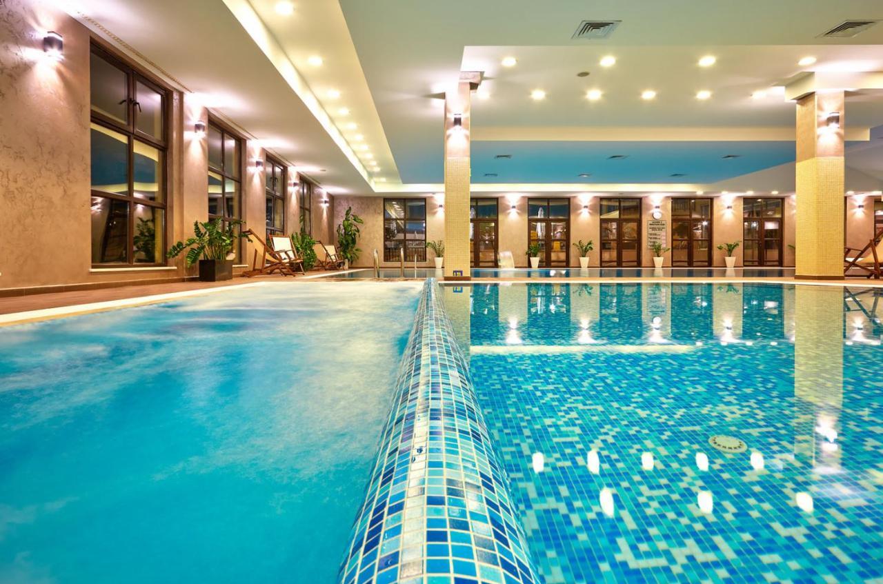 グランド ホテル ヴェリングラド ヴェリングラード エクステリア 写真 Indoor pool