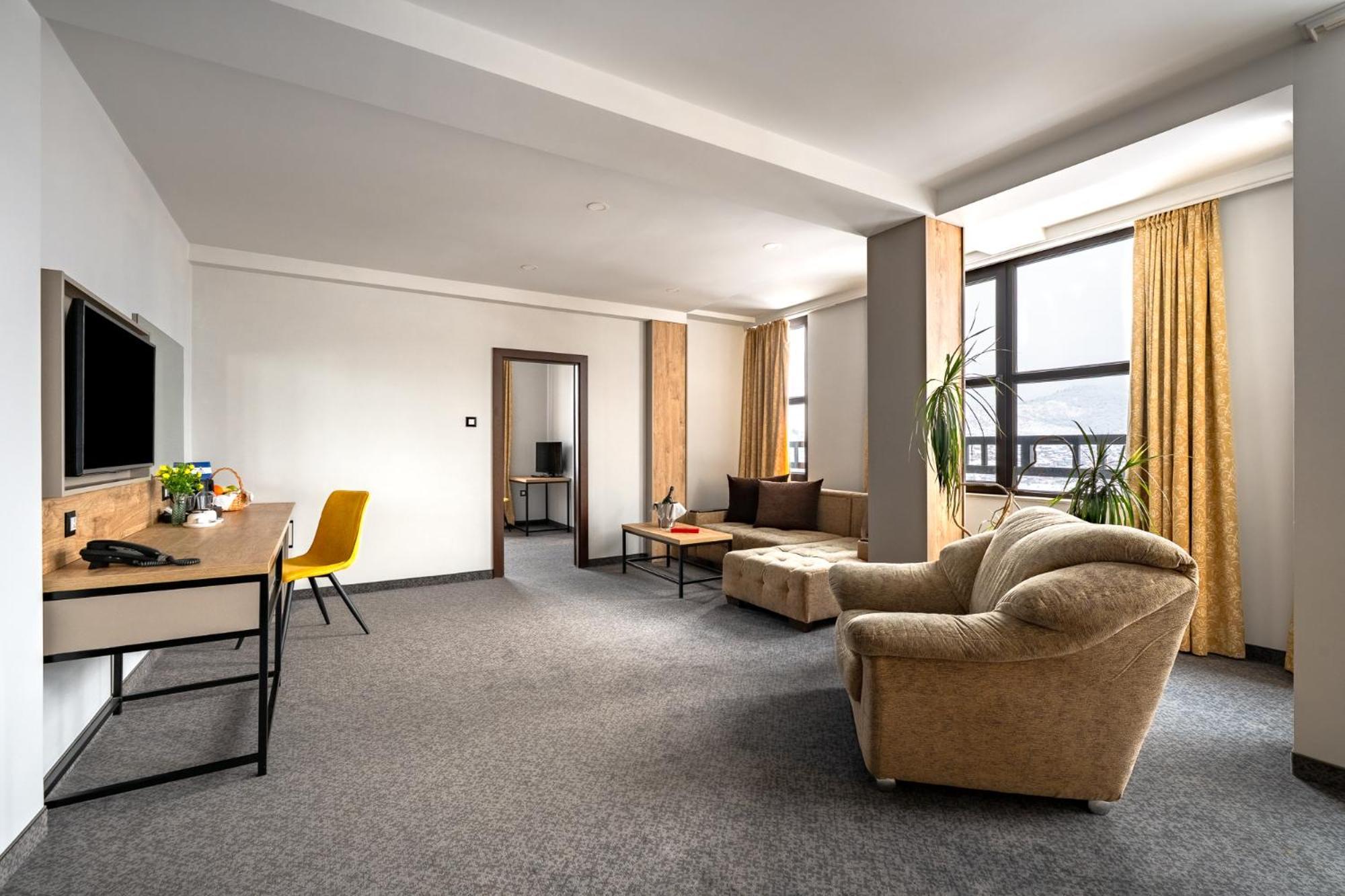グランド ホテル ヴェリングラド ヴェリングラード エクステリア 写真 A typical room at the hotel