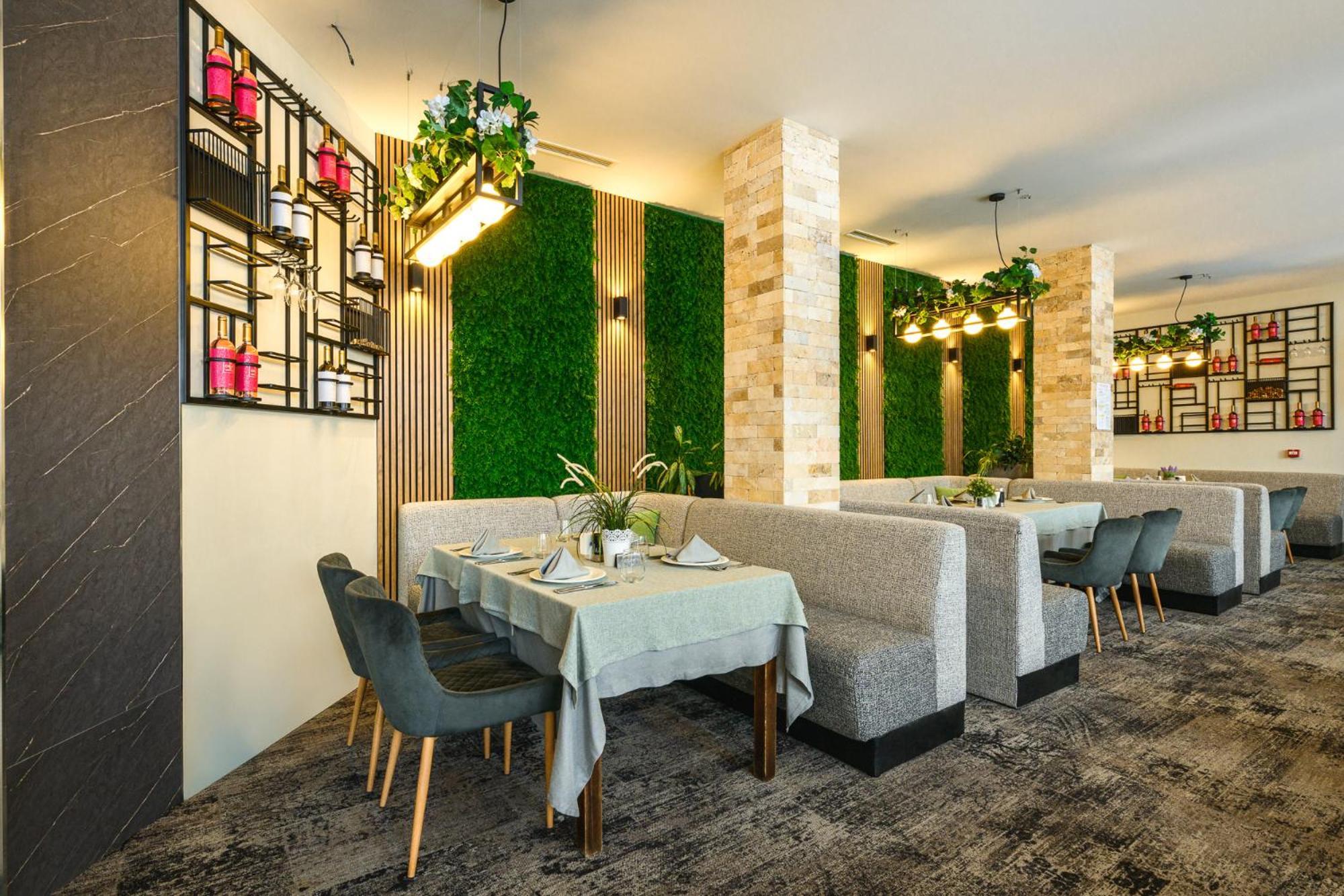 グランド ホテル ヴェリングラド ヴェリングラード エクステリア 写真 Restaurant interior