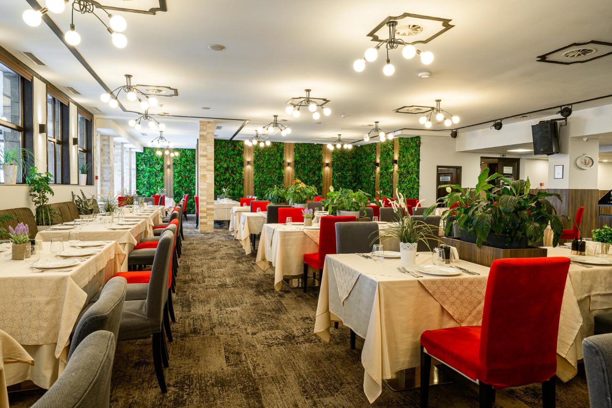 グランド ホテル ヴェリングラド ヴェリングラード エクステリア 写真 Restaurant interior