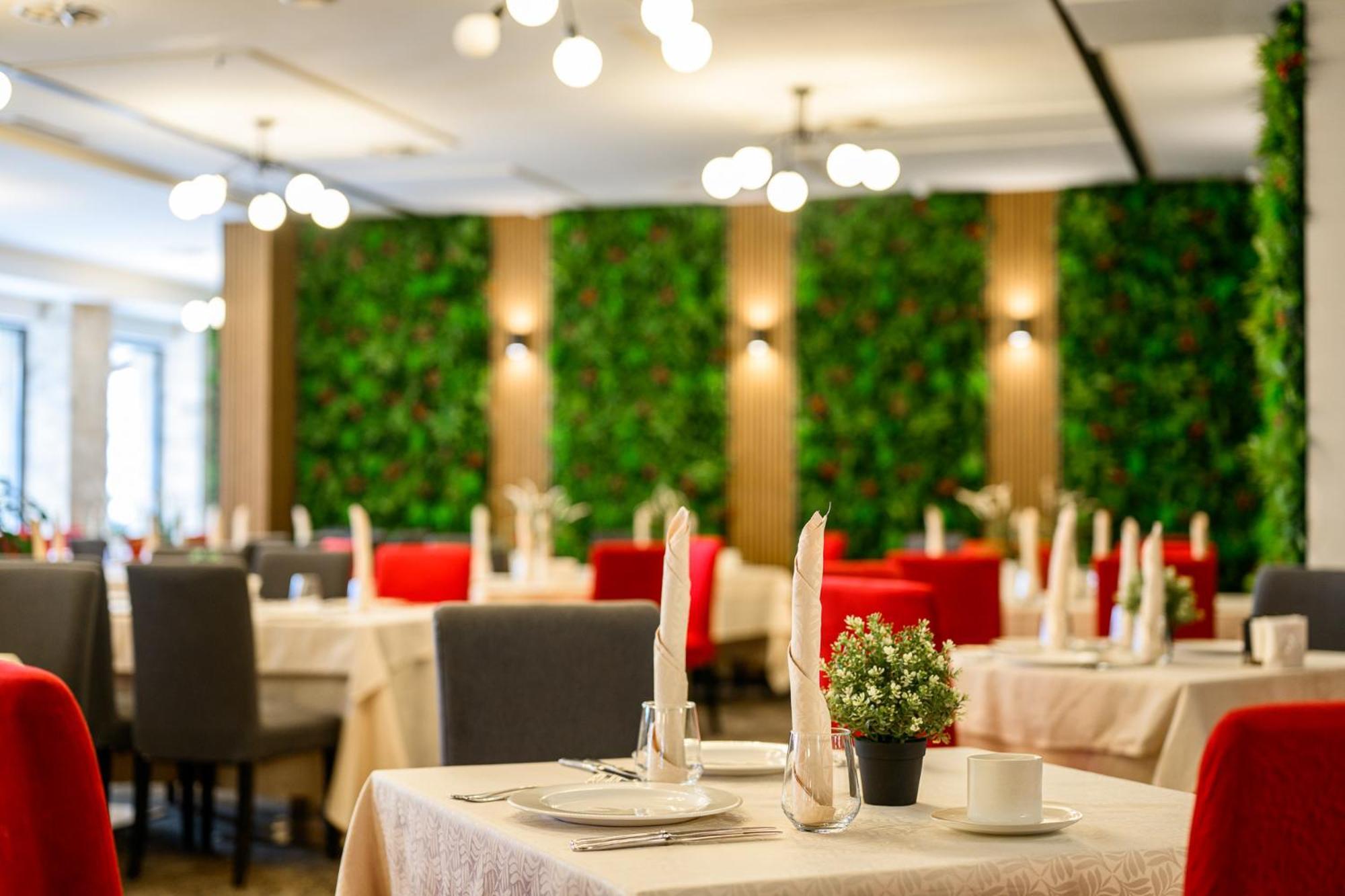 グランド ホテル ヴェリングラド ヴェリングラード エクステリア 写真 Restaurant interior