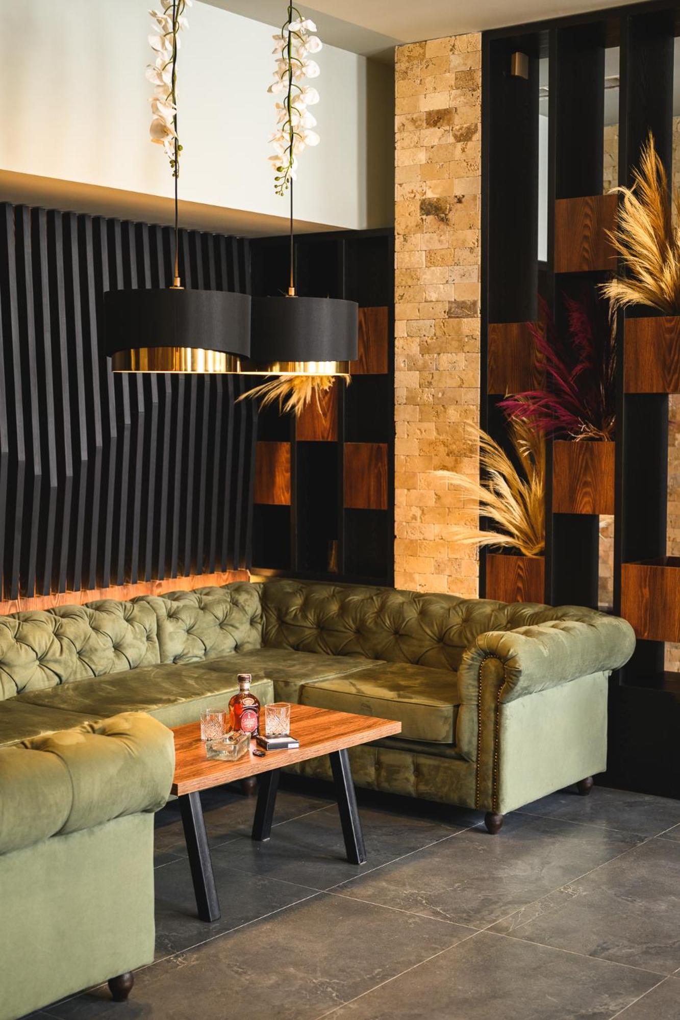グランド ホテル ヴェリングラド ヴェリングラード エクステリア 写真 Interior of the restaurant